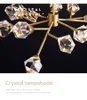 リビングルームのダイヤモンドの形のLED照明銅銅スタンドぶら下がっているランプのための現代の金のシャンデリア