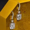 Classique De Luxe Bijoux Dangle Boucles D'oreilles 18K Or Blanc Remplir Émeraude Coupe Moissanite Diamant Zircon Partie Longue Femmes De Mariage Marque Boucle D'oreille Pour Amant Cadeau