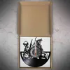Motocrosser Shadow Art Horloge murale Chambre à coucher Décor de la route hors route Moto Course Sculpté Carved Vinyl Enregistrer Art Vintage Horloge Montre H1230