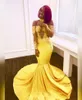 Giallo Elegante fuori dalla spalla pizzo Prom abito da sera maniche lunghe Mermaid Appliques raso arabo africani da Cerimonia