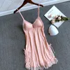 Kvinnors Sleepwear Chemise Nightwear White Lace Sexig Nightgown Satin Kvinnor Spaghetti Sling Sommar Hem Dressing Gown