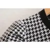 Kvinnor Vintage Houndstooth Pattern Puff Sleeve Casual Sweater Ladies Basic O Neck Strikkad Pullover Höst Chic Tops S163 210420