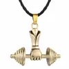 Pendentif Colliers Nostalgie Sport Charme Main Tenant Haltère Collier Fitness Hommes Bijoux Fête Des Pères Cadeau