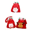 Festa di Natale 2021 decorata con borsa regalo di Natale in velluto rosso da 25 cm