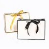10x z ramą Papier Giftbag Do Promocji Odzież Przenośna Torba Torba Prezent Opakowanie Zakupy Twill Wedding Birthday 211108