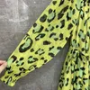 Twotwinstyle Leopard Drukuj Midi Sukienka Dla Kobiet Stojak Kołnierz Z Długim Rękawem Wysoka Talia Vintage Dresses Kobiet Moda Odzież 210517