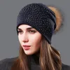 Czapki czapki/czaszki kaszmirowa wełna garnna czapka dla kobiet zima miękka ciepła czaszka z krążkiem i naturalnymi futrzanymi kapeluszami pros22