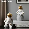 Ny modern heminredning astronautfigurer födelsedagspresent till man pojkvän abstrakt staty mode spaceman skulpturer guldfärg 26810896