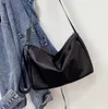 2021 Патентная кожаная сумка для мессенджера, модная мода, женская модная сплошная цветная сумка для плеча204t