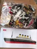 Building Star Film Titanic Big Cruise Ship Boat Modèle 3D DIY Micro Mini Blocs Briques Assemblage Diamant Building Toy No Box Y220214