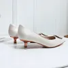 여성 결혼식 신발 봄 실크 고품질 브랜드 디자인 투명 크리스탈 하이힐 섹시 포인트 발 뒤꿈치 4.5cm 펌프 210520