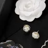 Brand Fashion Pearl Jewelry Black White Earrings Acrylic Black Round Camellia Flower Earrings Design Wedding Party Earrings5360788