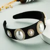 Elegant Baroque Big Simulated Pearl Headband For Woman Vintage Sparkly Rhinestone Padded Hairband Wedding Party Headpieces Hair Clips & Barr