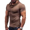 春の夏の筋肉メンズは、ボタンプルオーバー半袖のスリムフィットコットンシャツを添えたソリッドカラーヒープカラーを着用