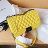 Sacos de compras Sólida PU couro crossbody para mulheres 2020 design de marca feminino bolsas de mulheres em ombro messenger senhoras 6402 220304