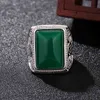 Ethnic Emerald Gemstone Bague Naturel Vert Jade Silver 925 Anneaux pour hommes Partie de mariage Rétro Vintage Bijoux fins meilleurs cadeaux