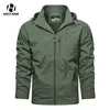 Otoño hombres chaquetas impermeables militar piel de tiburón suave Shell al aire libre Outwears moda rompevientos abrigos con capucha hombre 211217