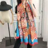 Bufandas de seda de 100% para mujer, chal de diseño de estilo famoso, 90x180 cm, colores sólidos, chal de moda suave, cicatriz de flores elegante, 2022