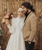 Vestidos de novia musulmanes Cuello alto Manga larga Una línea Hasta el suelo Encaje fruncido Cuntry Garden Court House Vestidos de novia vestidos de novia
