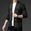 Automne Hiver Designer Marque De Luxe Mode Cardigans En Tricot Chandail Style Coréen Hommes Casual À La Mode Manteaux Veste Hommes Vêtements 211221