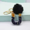 Black Pompom Carta Chaveiro Inglês Alfabeto Chave Anel Glitter Gradiente Resina Espelho de Carro Espelho Mulheres Handbag Charms Llavero