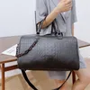 Duffel Сумки Женщины Путешествия Alligator PU Duffle Роскошный Дизайнер Большой Емкость Ночная Сумка Повседневная Чемодан Багажская Сумочка