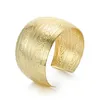 Dayoff European Punk Gold Color Big Wide Armband för Kvinnor Män Öppna Aju Rustable Carved Flower Cuff Bangle Smycken B106 Q0719