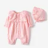 Vlinde Söt Baby Girls Rompers Född Knapp Kläder med Hat Spädbarn Jumpsuit Pure Cotton Snug Långärmad Pyjamas 211011