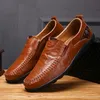 Novos Couro Grande Tamanho Masculino Sapatos Casuais Ao Ar Livre Catwalk Sneakers Moda Trend Sapatos de Condução 47 Tamanho Sapatos de Couro