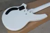 5 strängar 24 Frets Vit kropp Elektrisk basgitarr med aktiva pickup, Moon Inlay, kan anpassas