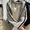 Giacca da uomo Cappotto con cerniera con stampa lettera Autunno Inverno Casual Hip Hop Outdoor Colore a contrasto Top Abiti a righe alla moda allentati