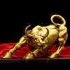 100% Brass Bull Wall Street Cattle Sculpture Copper Cow Statue Mascot Exquisite Crafts Ornament Office Decoration Business Gift 210827