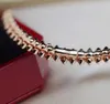 Célèbre Marque Top Qualité Européenne De Luxe Bijoux Pour Femmes Marquage Rivets Or Rose Bracelet De Mode Partie Classique Bracelet