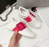 Дизайнерская женская платформа обувь кроссовки подлинная кожаная страза Квадратная пряжка с низким топ-одеждами.