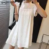 Gaganight Retro Lato Hollow Out Mini Dress Kobiety Francuski Ruffles Stojak Kołnierz Party Sukienki Chic Latający Rękaw White Dress 210519