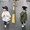 Jesień Koreański Styl Baby Girls Fashion Długim Rękawem Kopa 2-6 lat Solid Color Loose Casual Lashing Coat Children Kurtki 210508