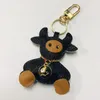 Moda Keychain Decor PU Skórzane Krowy Breloki Dla Kobiet Torba Wisiorek Biżuteria Talizman Męski Key Breloczek Key Chain