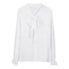 Camicette da donna Camicie Bowknot Camicia bianca in chiffon Design femminile Senso di nicchia Top 2021 Primavera a maniche lunghe da donna