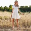 Spring Poliester Suknia Balowa V-Neck White Solid Casual Damska Dress 210524