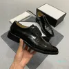 les chaussures décontractées de mode de designer de luxe pour les chaussures d'affaires en cuir pour hommes sont confortables et respirantes
