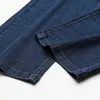 Vår sommartunna jeans för män byxor klassiska denim jeans män affärer casual lös rak byxor man plus storlek 40 42 44 210318