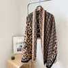 Große gedruckte Bufanda Frauen Kaschmirschal Winter Wram Leopard Hijab Dicke Pashmina Schals Lady Wraps Decke Quaste Echarpe225b