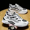 2021 hombres mujeres zapatos para correr blanco negro gris azul moda para hombre entrenadores deportivos transpirables zapatillas de deporte tamaño 37-44 qd