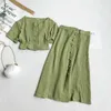 LY VAREY LIN, conjunto de dos piezas de moda de verano para mujer, Tops cortos informales con cuello de pico y una botonadura, falda de Color sólido acampanada de cintura alta 210526