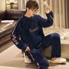 Мужчины роскошные фланелевые пижамы наборы зима супер теплые Pijamas мода письмо писем спать костюм повседневная ночная одежда топ + брюки отдыха 4XL 211216