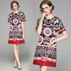 Femmes Summer Designer Elégante robe d'impression Jacquard Femelle Casual Casual Mode Vintage Robes de fête à manches courtes Vestidos 210525