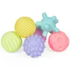 Touch Multi-Texture Hand Grip Ball Baby Toy Lär dig att klättra Fitness Mjuk gummitvatten