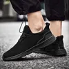 Hommes Running chaussures respirantes mâles mâles confortable maille de sport chaussures de sport tendance léger flexible soft externe sneakersf6 noir blanc