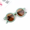 Dzieci Kolorowe okrągłe okulary przeciwsłoneczne Nowe klasyczne dzieci UV Ochrona przeciwsłoneczne plażowe okulary przeciwsłoneczne chłopców