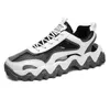 Sandali da uomo 2022 Nuove scarpe da ginnastica estive per gli uomini Scarpe sportive per gli uomini Giovani Beac Abbigliamento per il tempo libero Schiuma Runner Hole Fashion Y220310